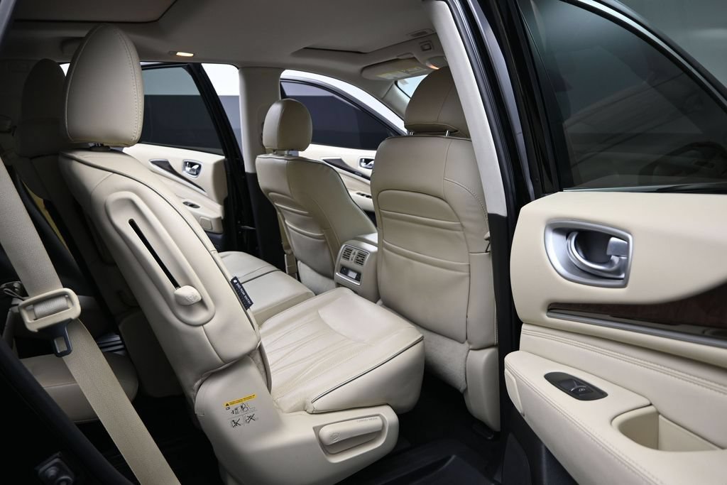 Used 2020 INFINITI QX60 Luxe w/ Sensory Package AWD/4WD image 17