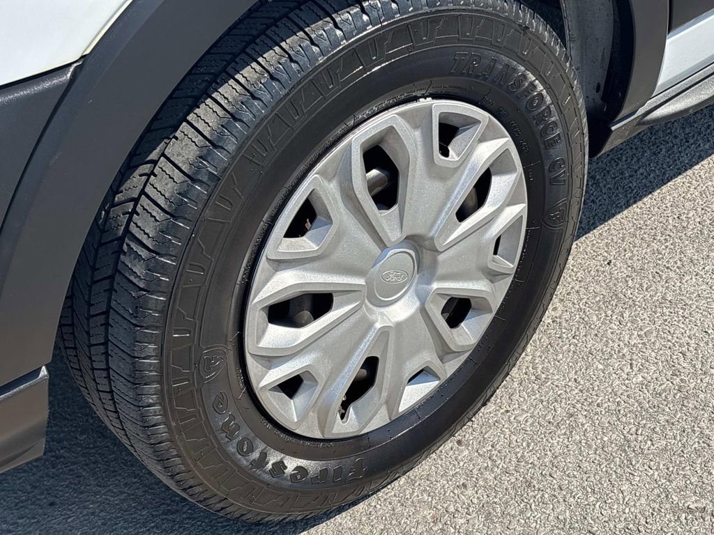 Used 2019 Ford Transit 150 XLT image 8