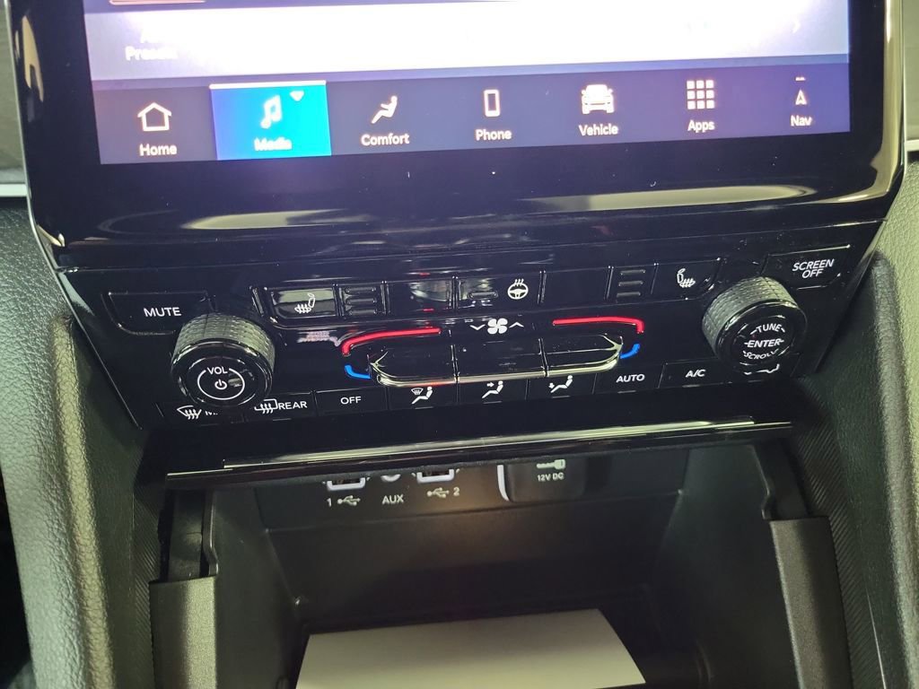 New 2025 Jeep Grand Cherokee L Limited image 19