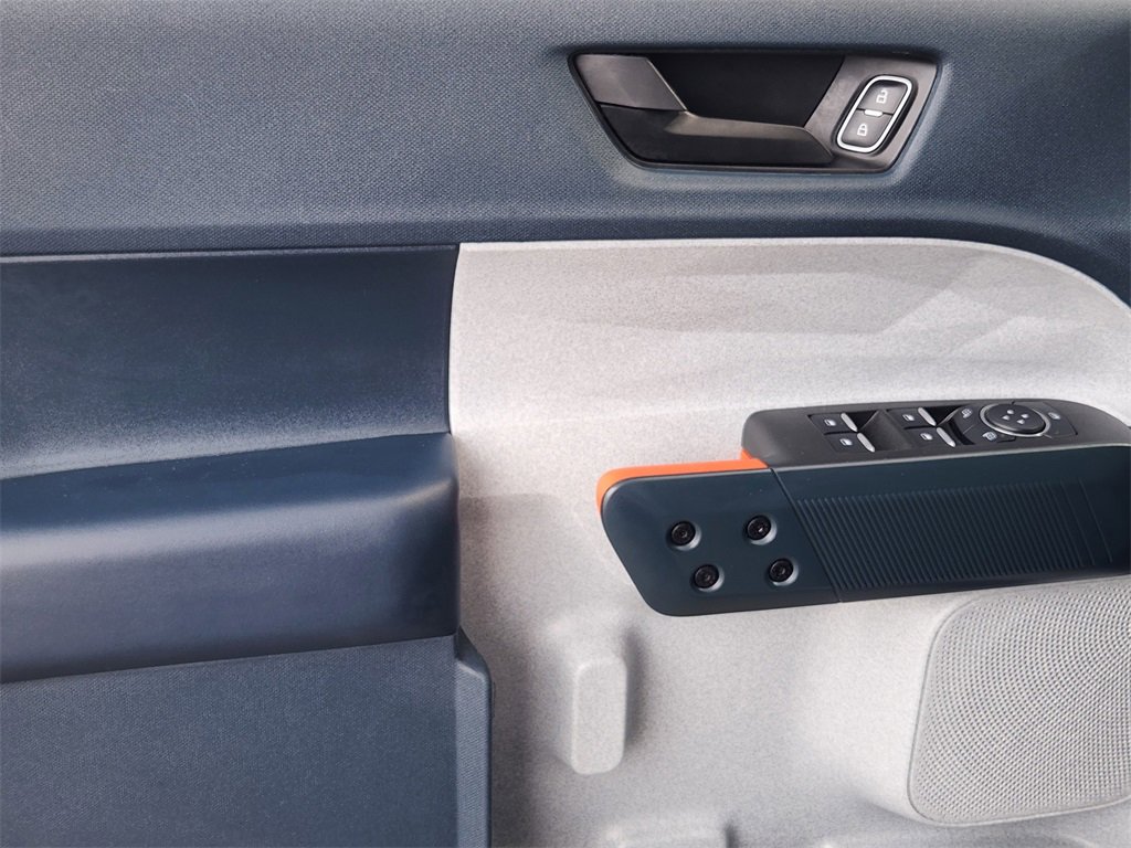 Used 2024 Ford Maverick XLT image 22