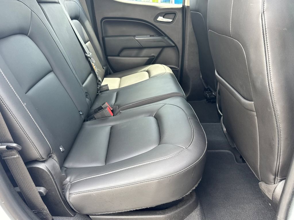 Used 2021 Chevrolet Colorado LT w/ Safety Package AWD/4WD image 16