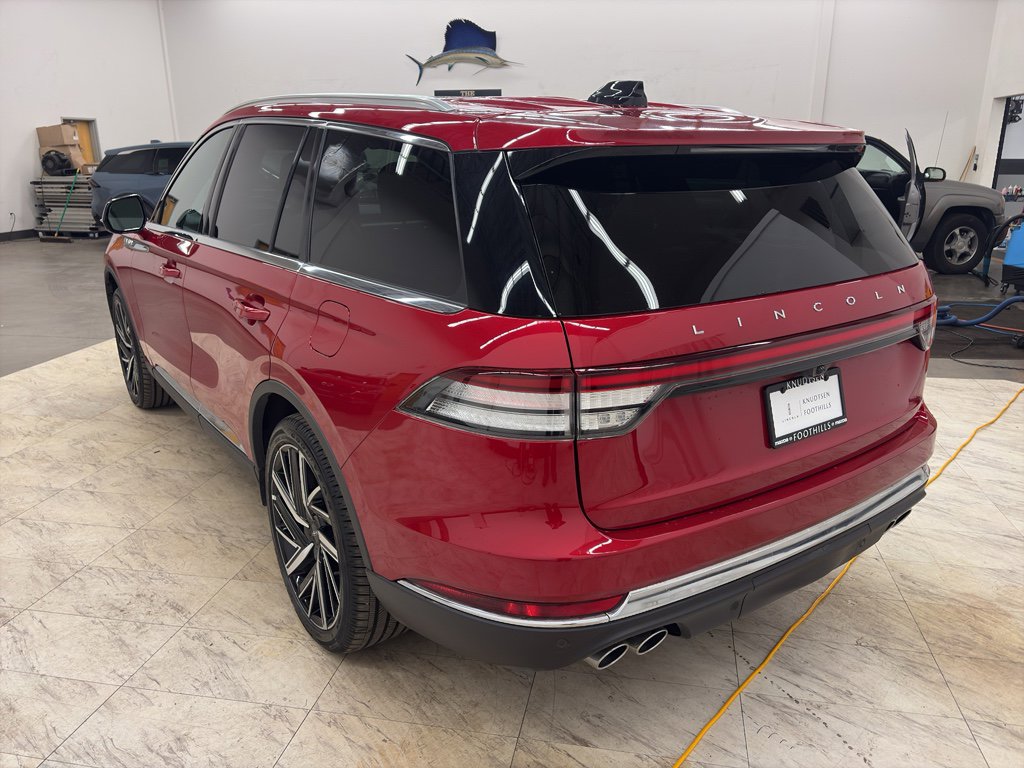 Used 2025 Lincoln Aviator Reserve w/ Equipment Group 201A image 5
