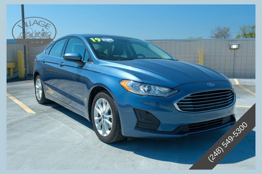 Used 2019 Ford Fusion SE