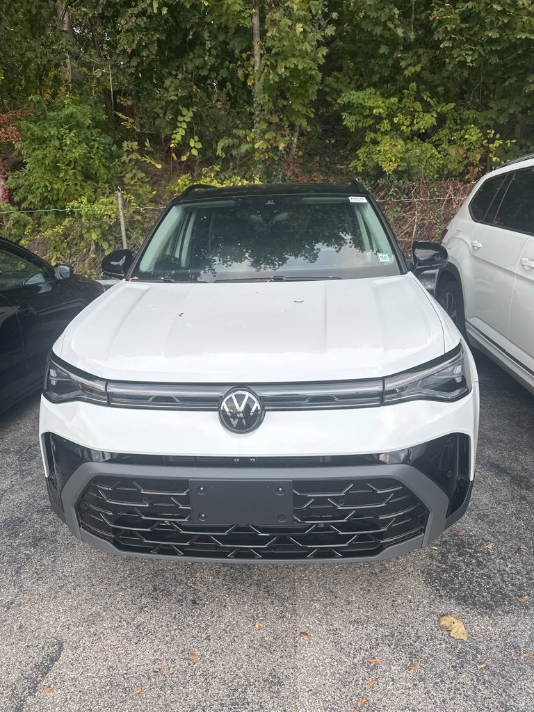 Used 2025 Volkswagen Taos SE