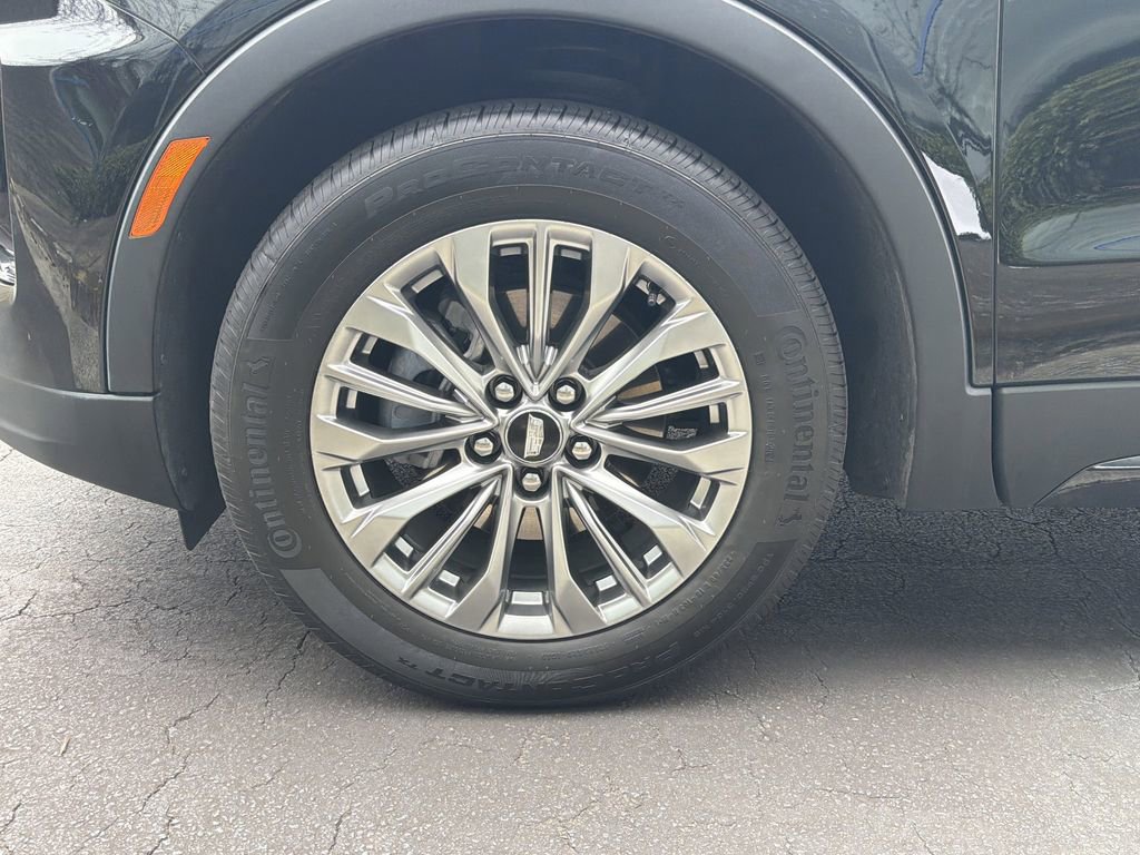 Certified 2025 Cadillac XT4 Premium Luxury w/ Technology Package image 11