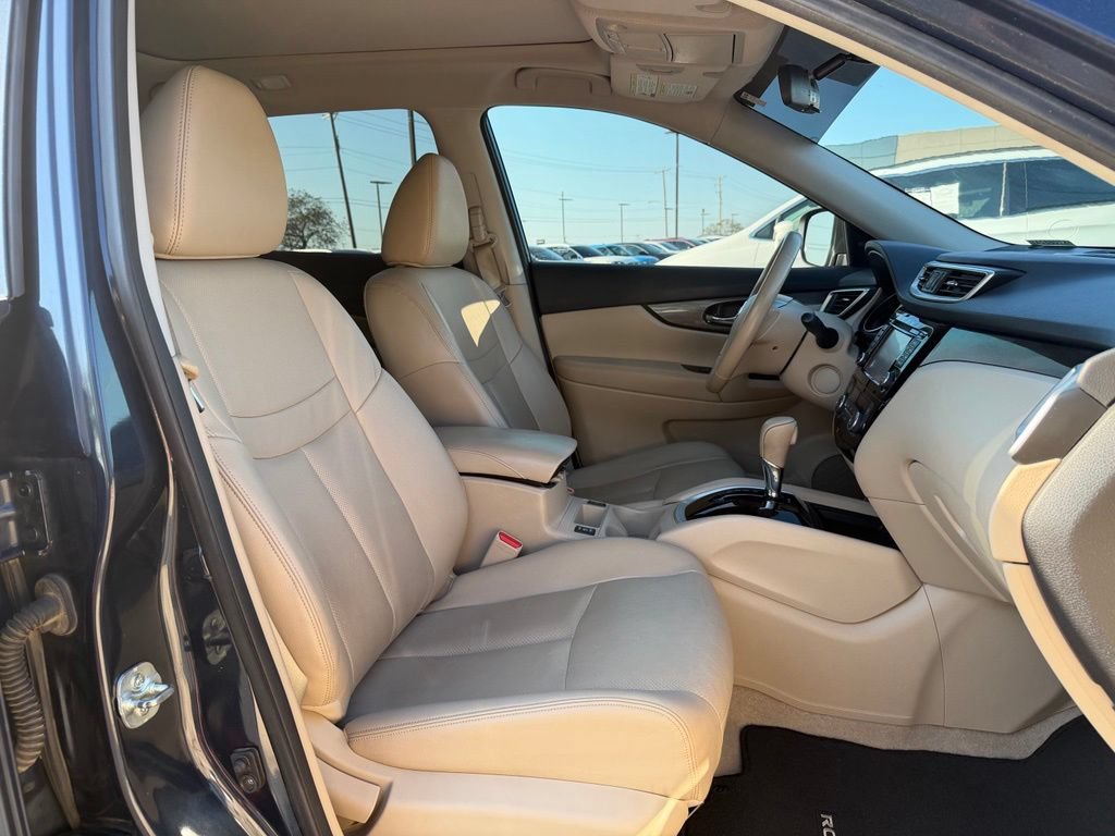 Used 2015 Nissan Rogue SL w/ SL Premium Package AWD/4WD image 32