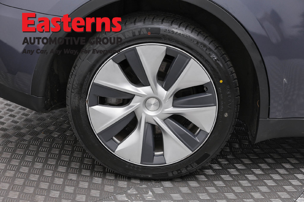 Used 2023 Tesla Model Y Long Range AWD/4WD image 26