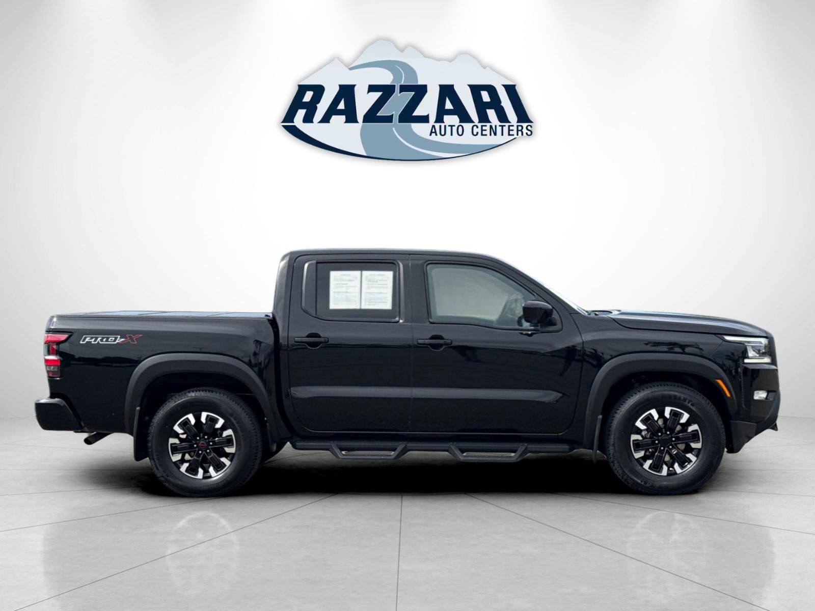Used 2023 Nissan Frontier Pro-X w/ Pro Convenience Package RWD image 2