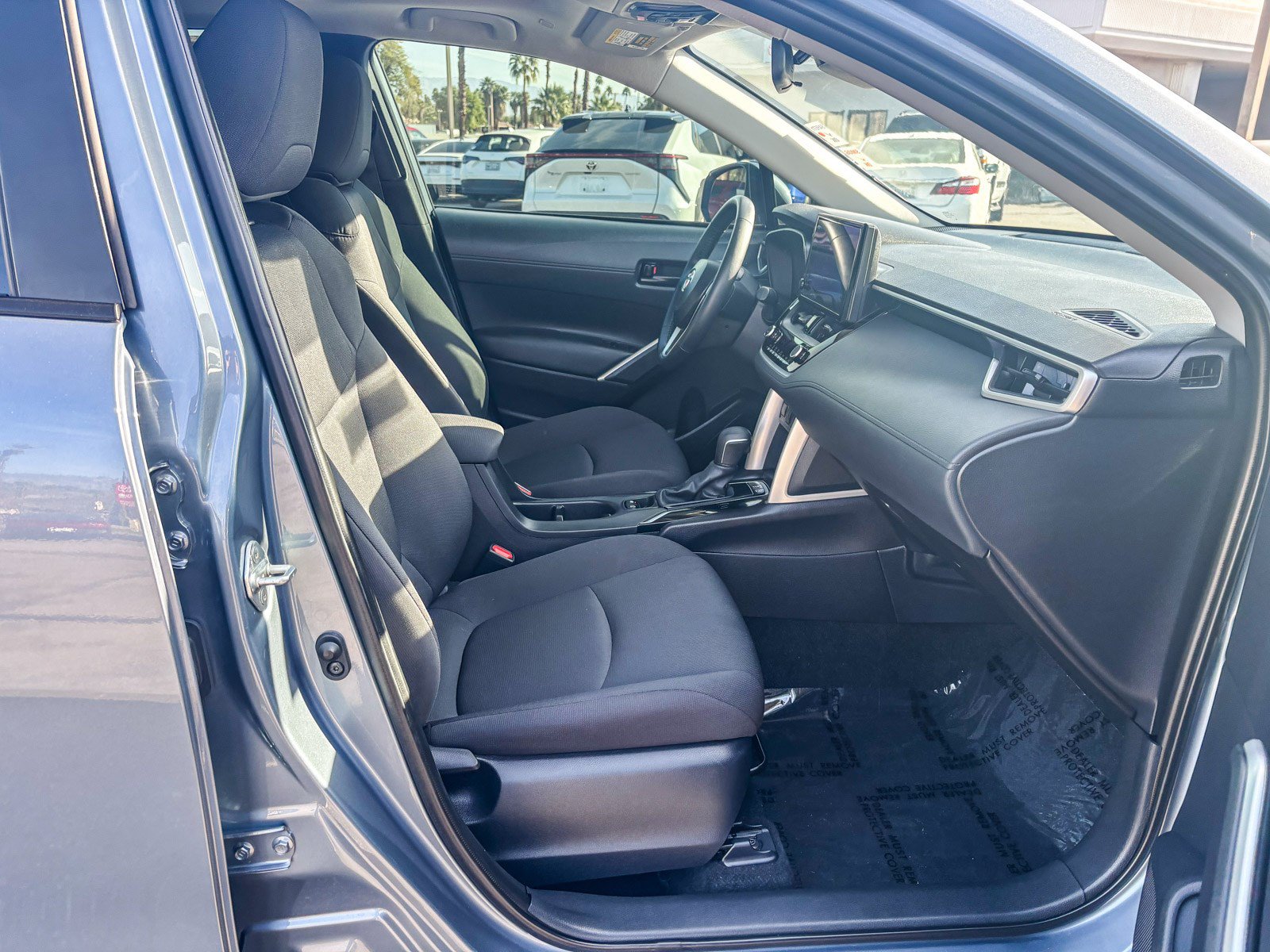 Used 2024 Toyota Corolla Cross LE w/ Moonroof Package FWD image 19