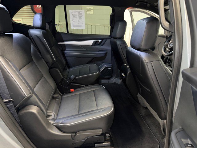 Used 2025 Buick Enclave Preferred FWD image 29