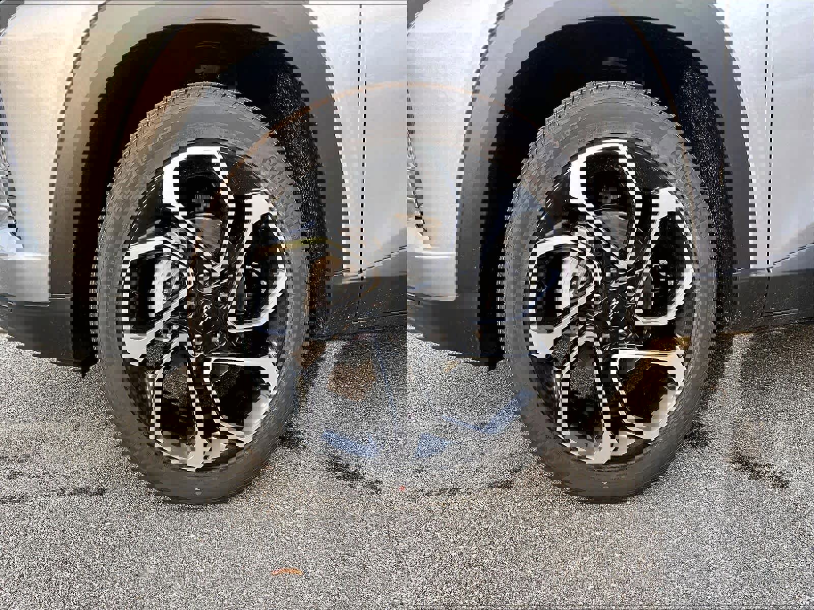 New 2026 Chevrolet Trax RS w/ Sunroof Package FWD image 8