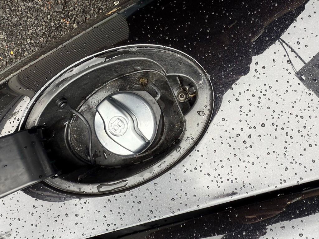 Used 2011 Bentley Continental GT Speed image 40