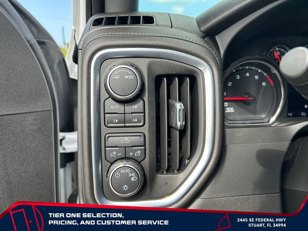 Used 2022 Chevrolet Silverado 2500 LT AWD/4WD image 25