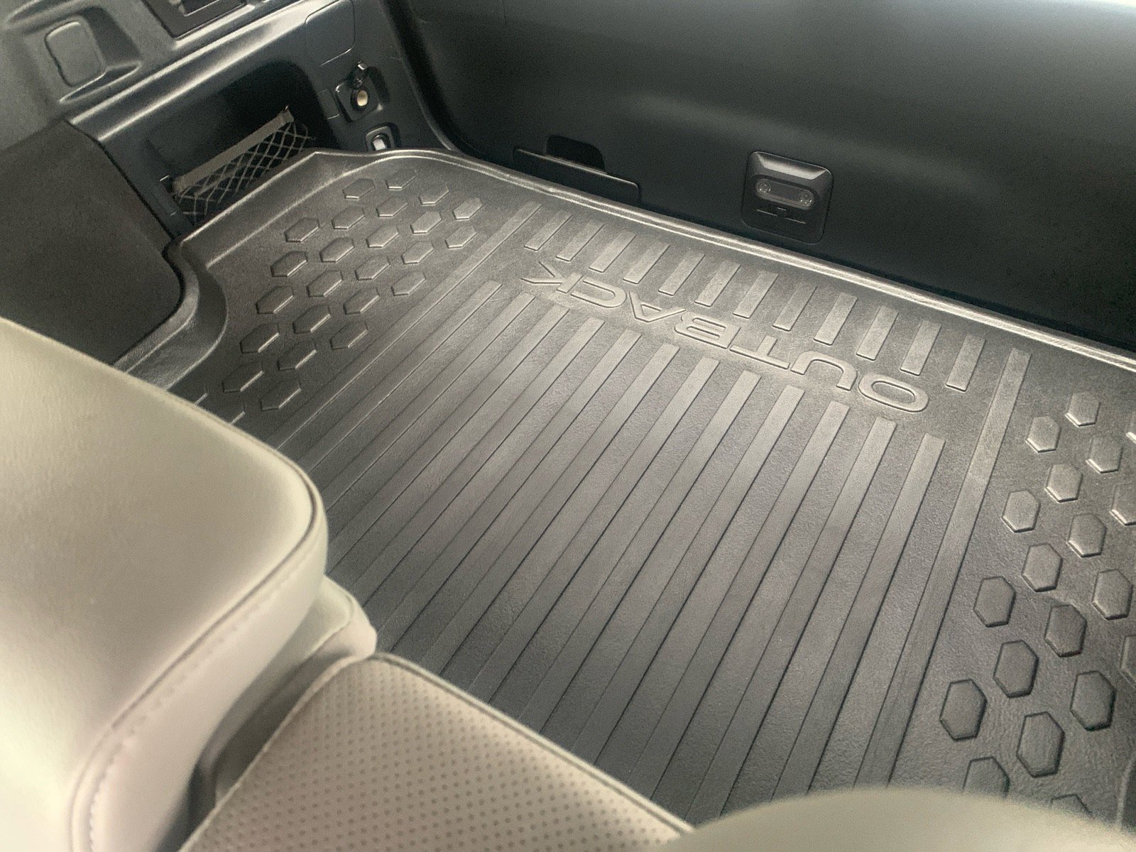 Used 2023 Subaru Outback Limited image 10