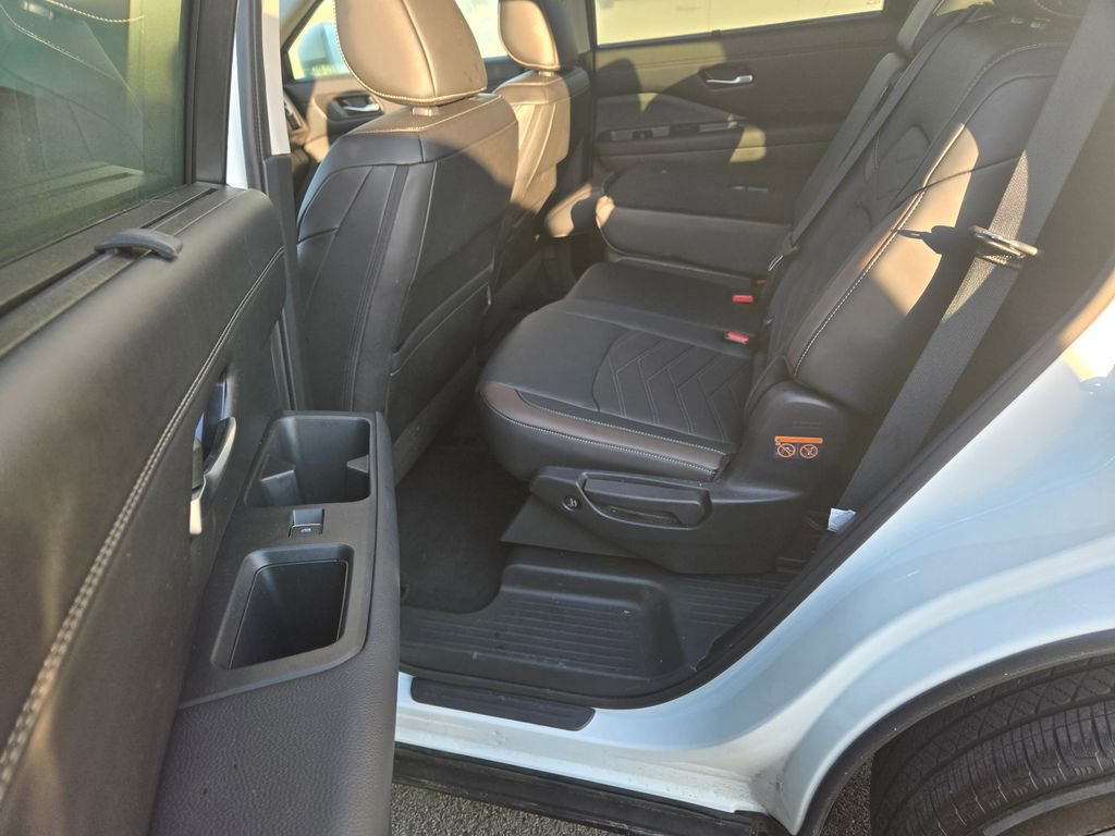 Used 2024 Nissan Pathfinder Platinum w/ Cargo Package FWD image 8