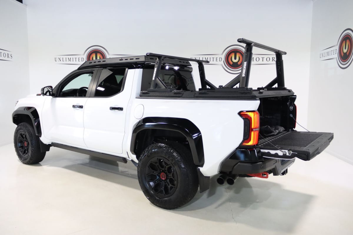 Used 2024 Toyota Tacoma TRD Pro AWD/4WD image 34