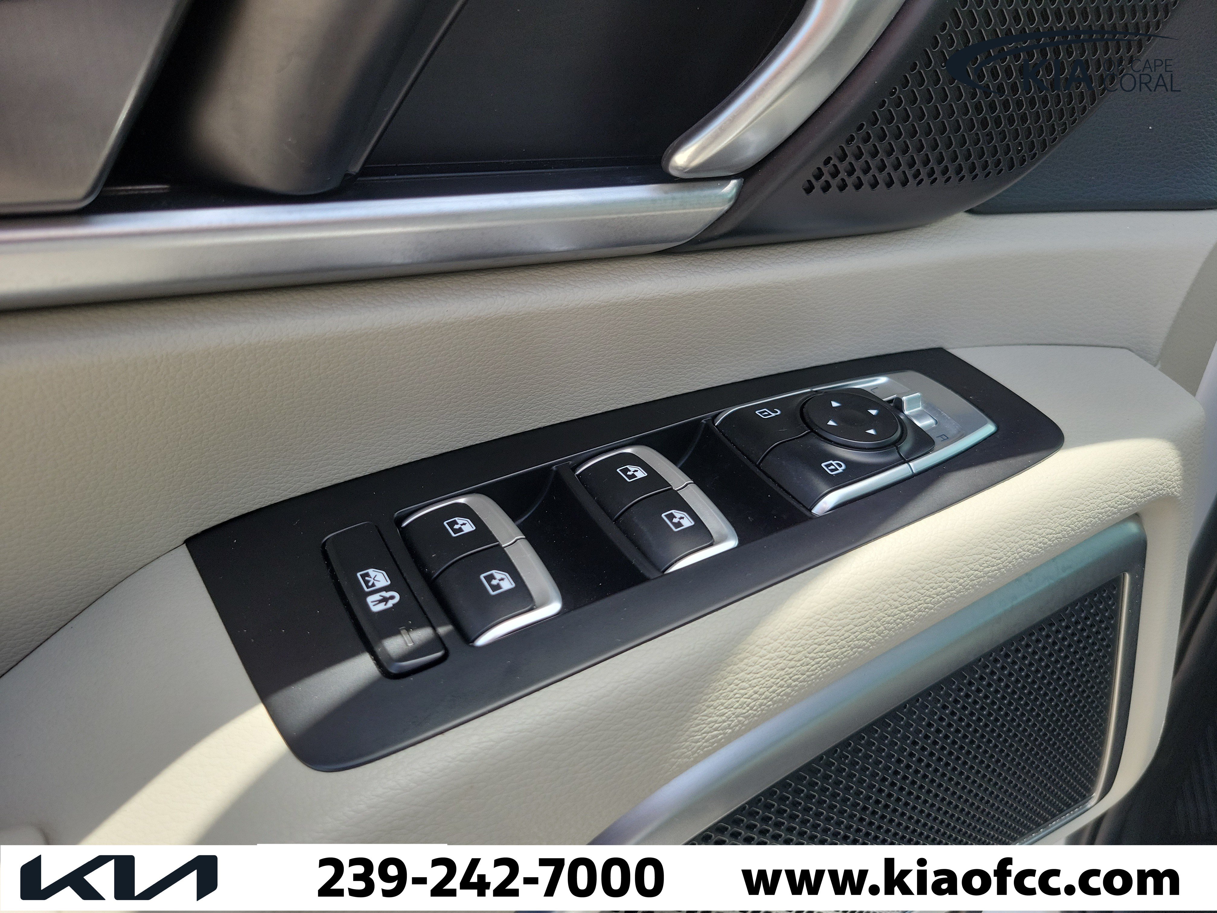 Certified 2024 Kia Telluride S w/ S Sunroof Package AWD/4WD image 23