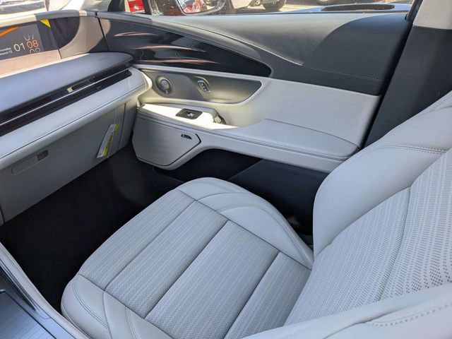 New 2026 Lincoln Nautilus Reserve image 16