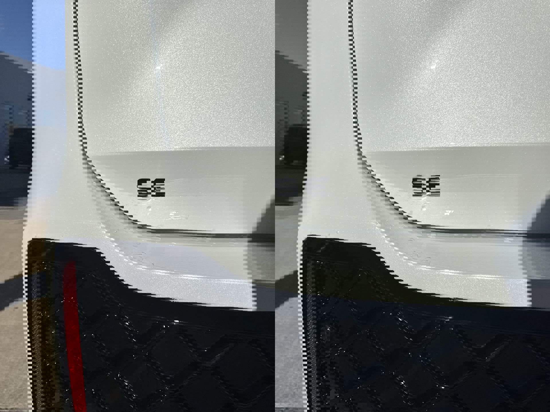 New 2026 Volkswagen Tiguan SE R-Line image 33