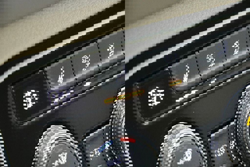 Used 2022 Volkswagen Atlas SE image 27