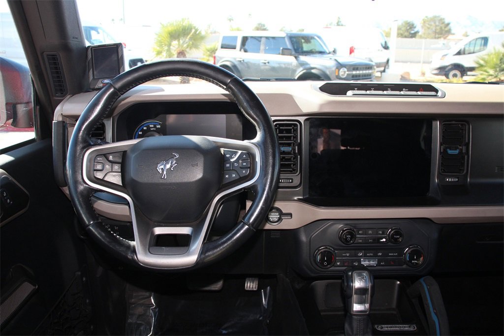 Used 2022 Ford Bronco Wildtrak image 14