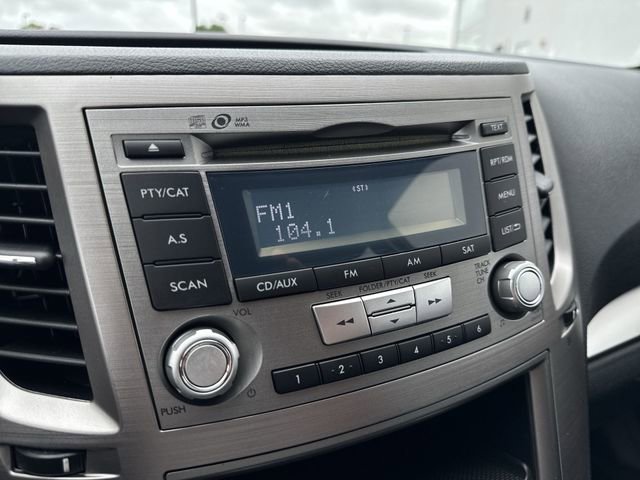 Used 2014 Subaru Outback 2.5i AWD/4WD image 18