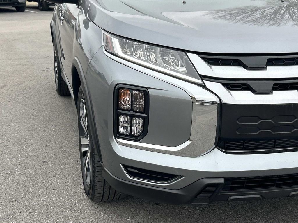 Used 2024 Mitsubishi Outlander Sport SEL image 11