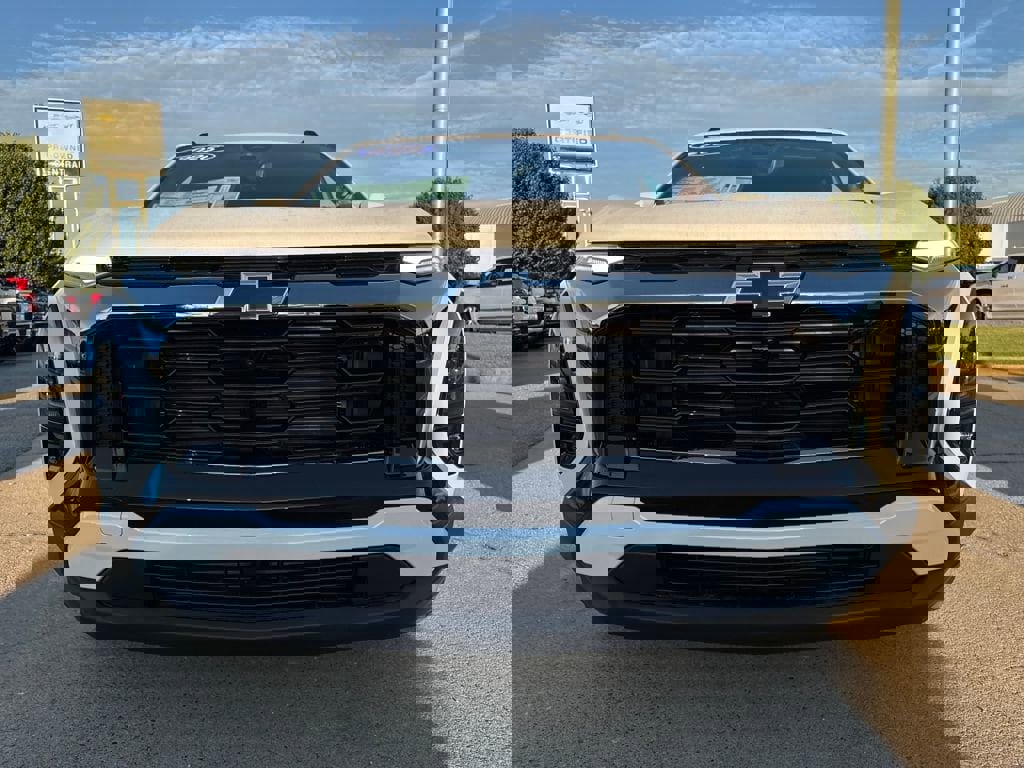 New 2026 Chevrolet Equinox ACTIV w/ Safety and Technology Package image 9