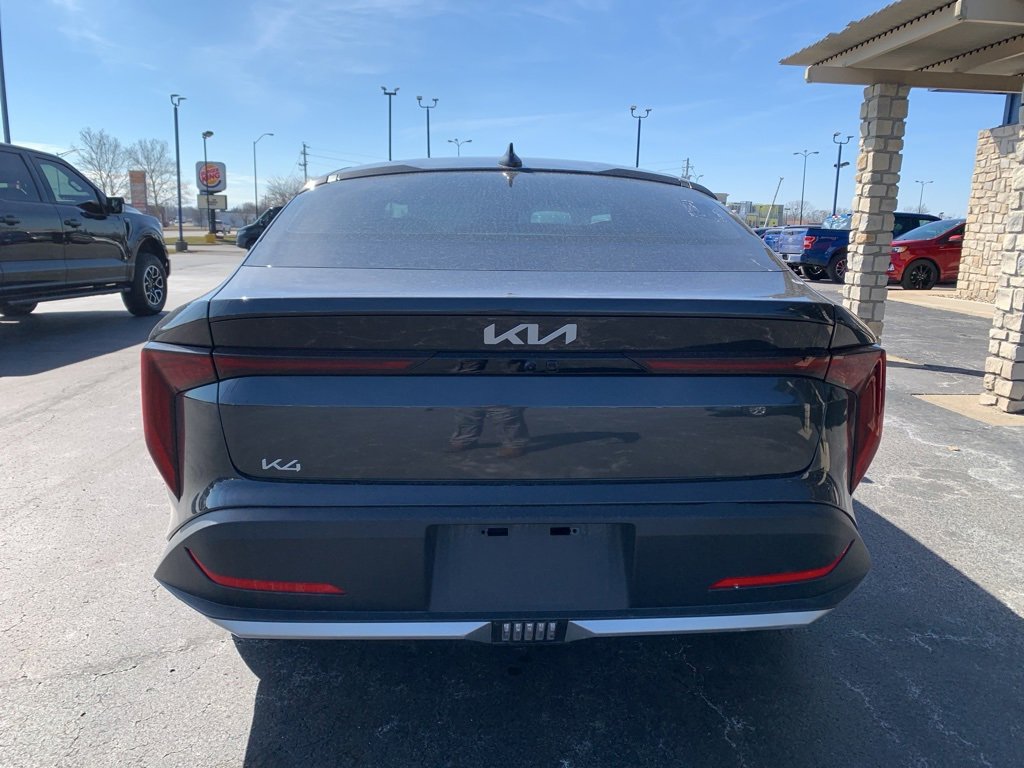 Used 2025 Kia K4 EX image 4