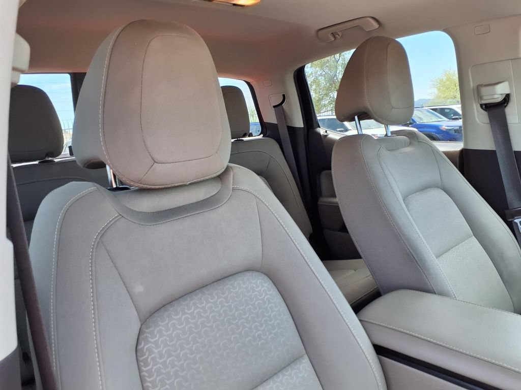 Used 2017 GMC Canyon SLE w/ SLE Convenience Package RWD image 19