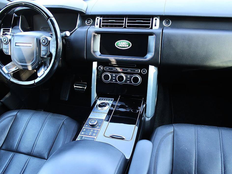 Used 2017 Land Rover Range Rover Supercharged AWD/4WD image 18