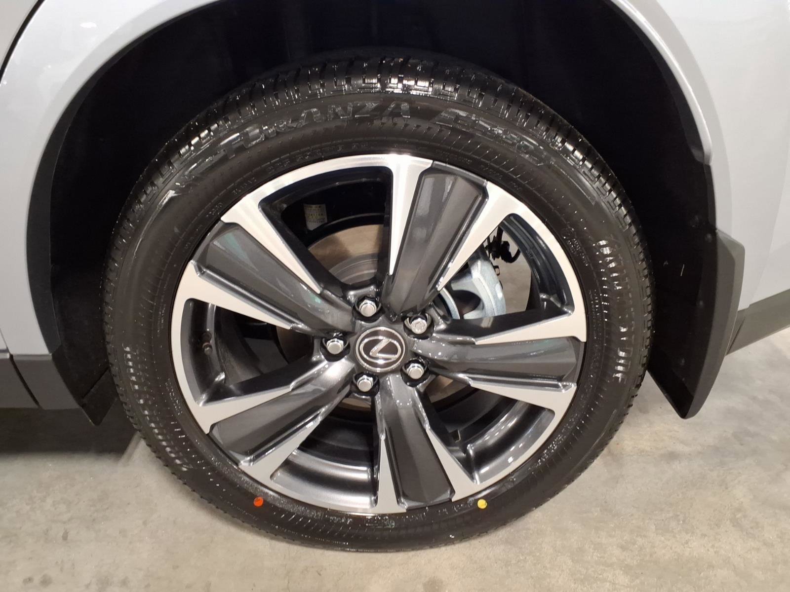 New 2026 Lexus UX 300h AWD image 13