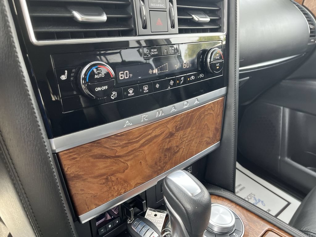 Used 2024 Nissan Armada SL w/ Captain's Chairs Package AWD/4WD image 19