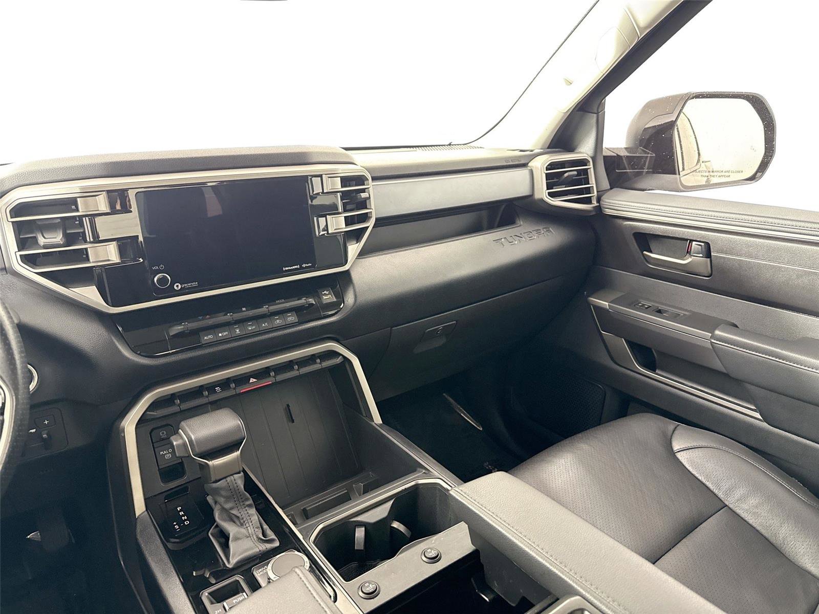 Used 2022 Toyota Tundra SR5 w/ SR5 Convenience Package image 29