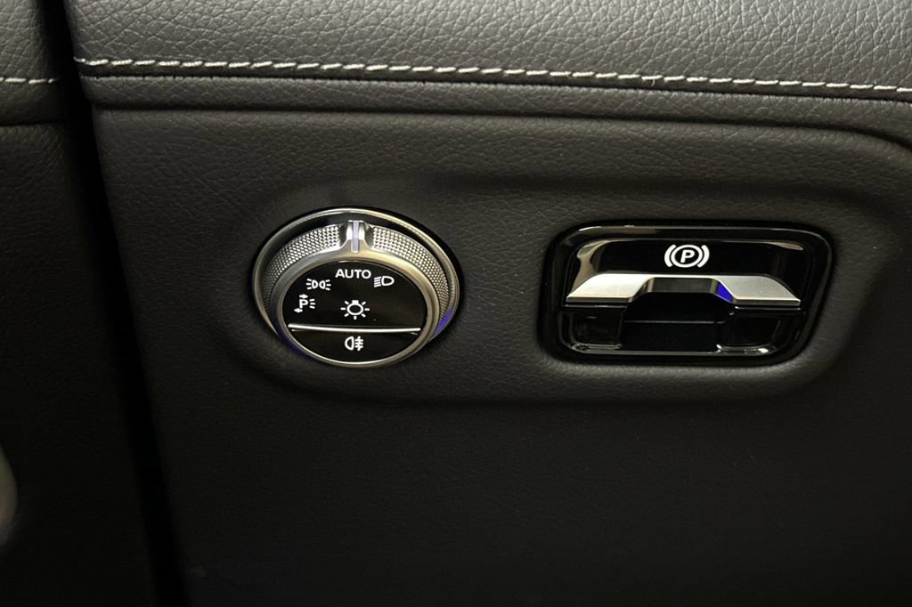 Certified 2024 Mercedes-Benz EQS 450+ 4MATIC SUV image 33