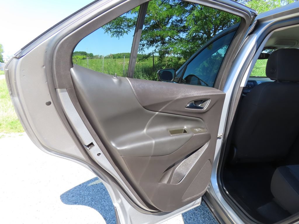 Used 2024 Chevrolet Equinox LT AWD/4WD image 28