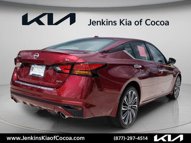Used 2023 Nissan Altima 2.5 SL AWD/4WD image 5