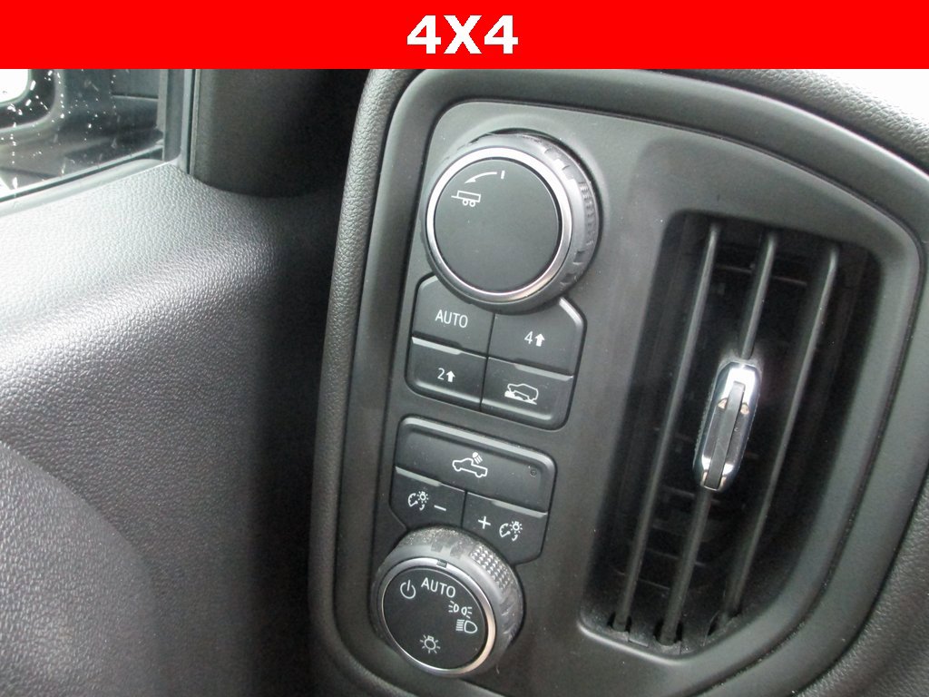 Certified 2024 Chevrolet Silverado 1500 Custom image 21