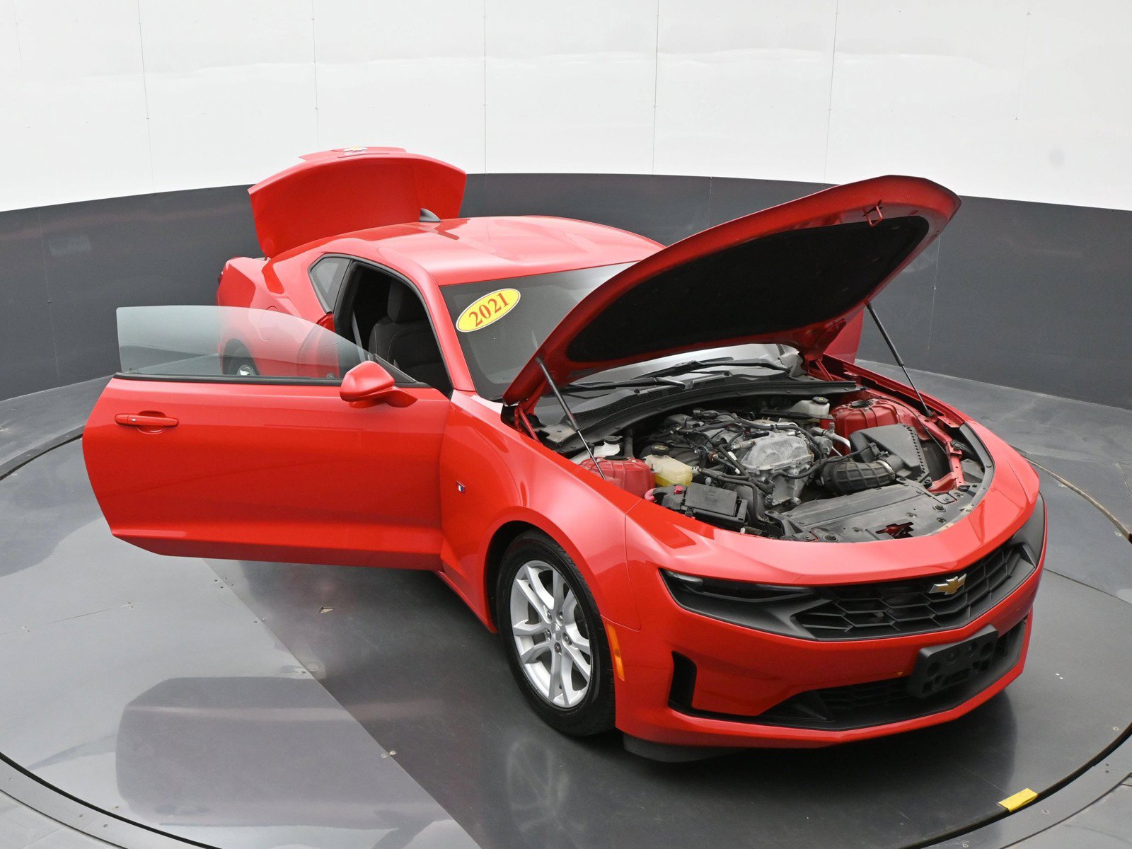 Used 2021 Chevrolet Camaro LS RWD image 40