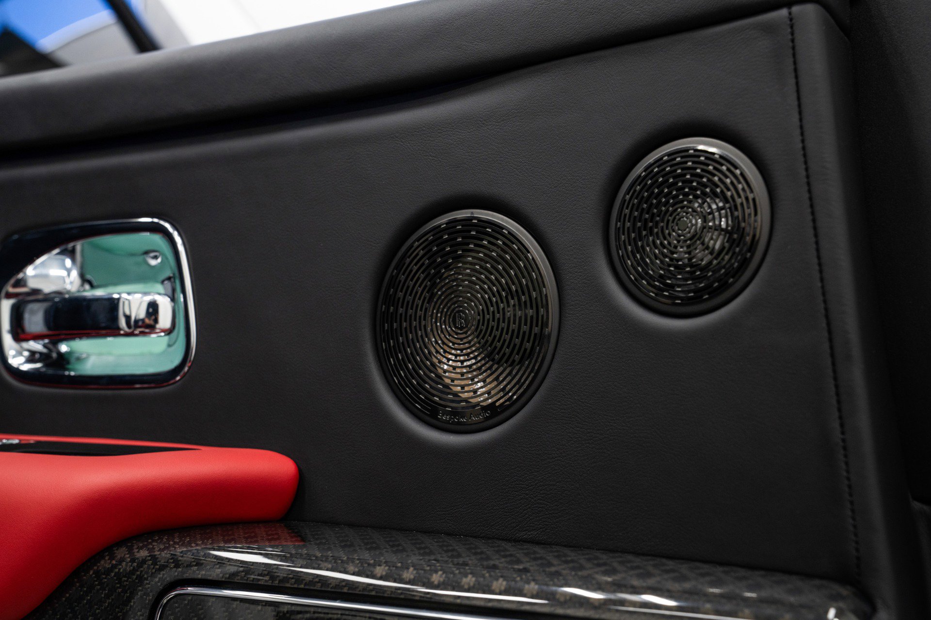 Used 2023 Rolls-Royce Cullinan Black Badge w/ Dark Exterior Package image 41