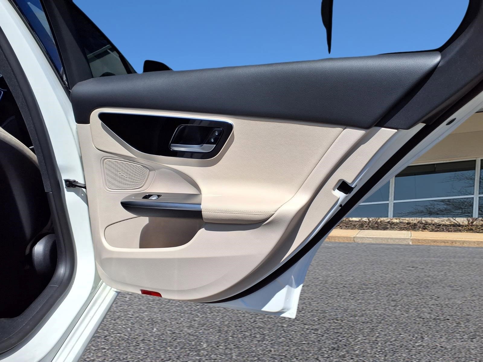 Certified 2023 Mercedes-Benz C 300 4MATIC Sedan image 13