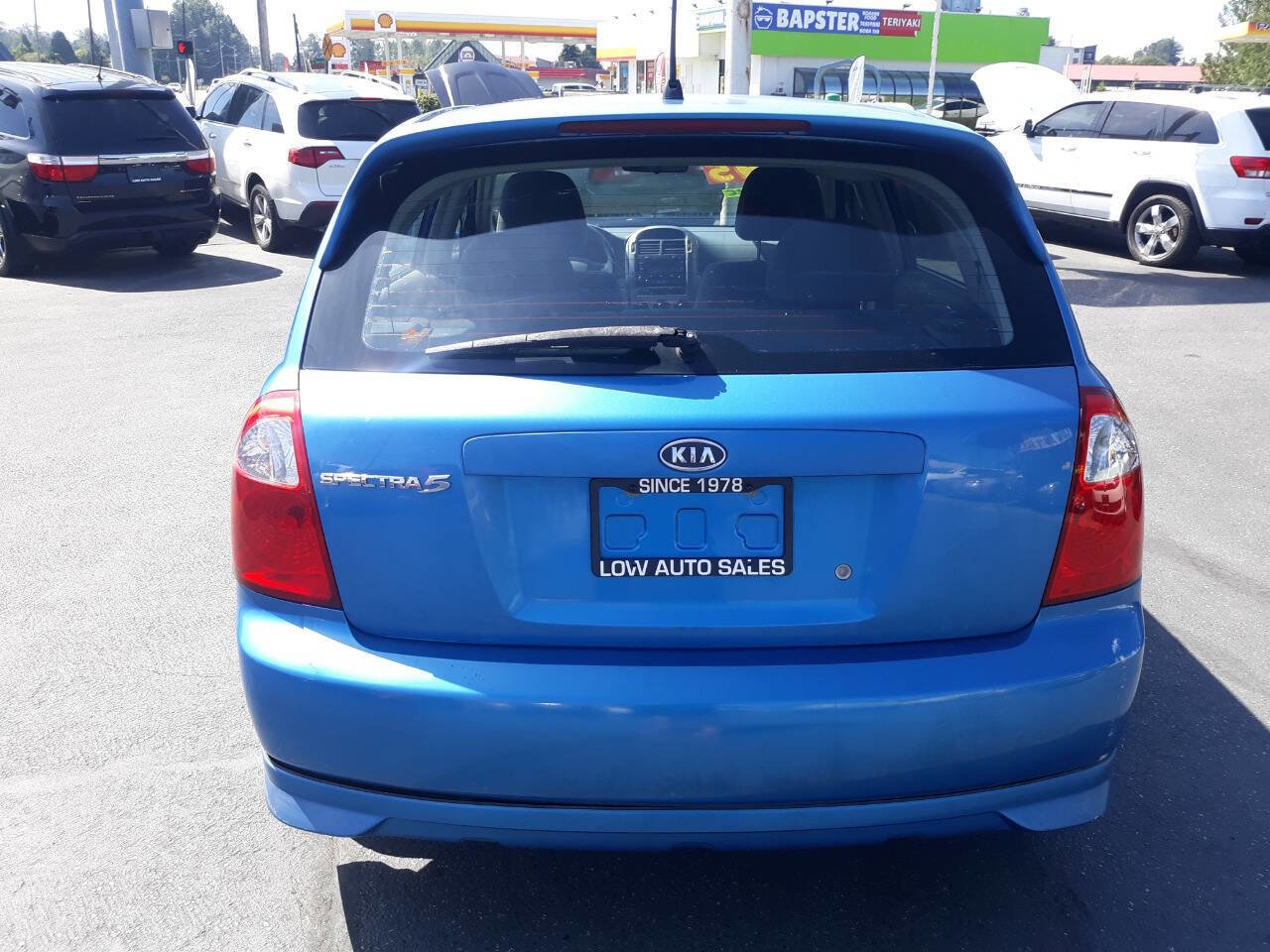 Used 2005 Kia Spectra5 image 6