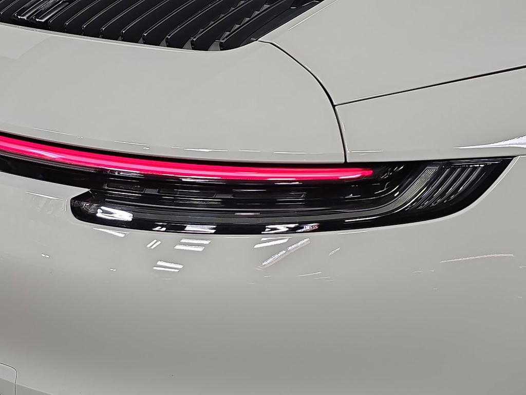 Certified 2024 Porsche 911 Targa 4 GTS AWD/4WD image 30