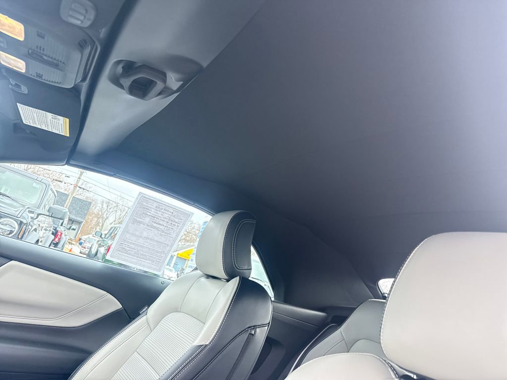 Used 2025 Ford Mustang Premium image 18