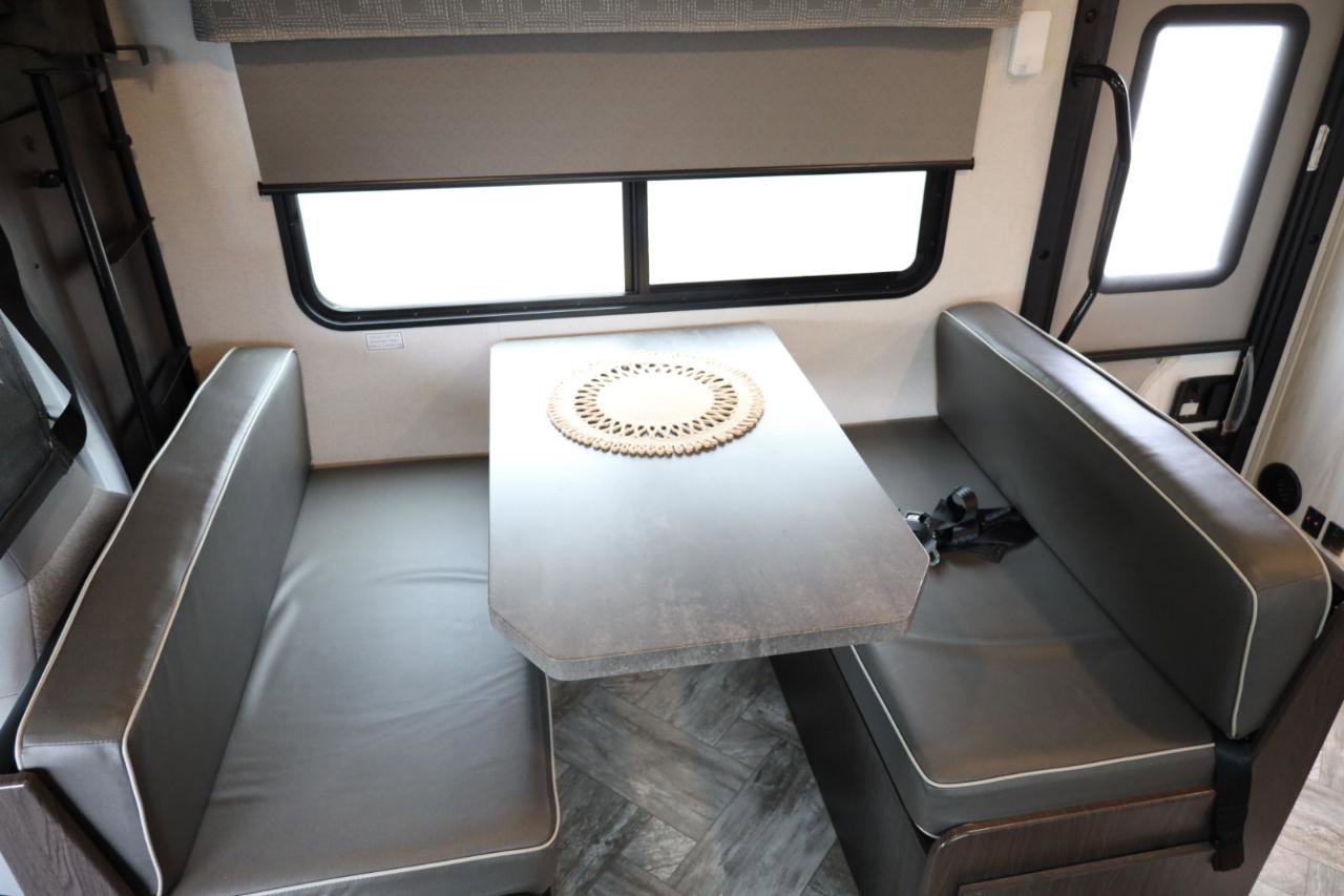 Used 2022 Ford E-450 and Econoline 450 Super Duty w/ Motorhome Prep Package RWD image 12