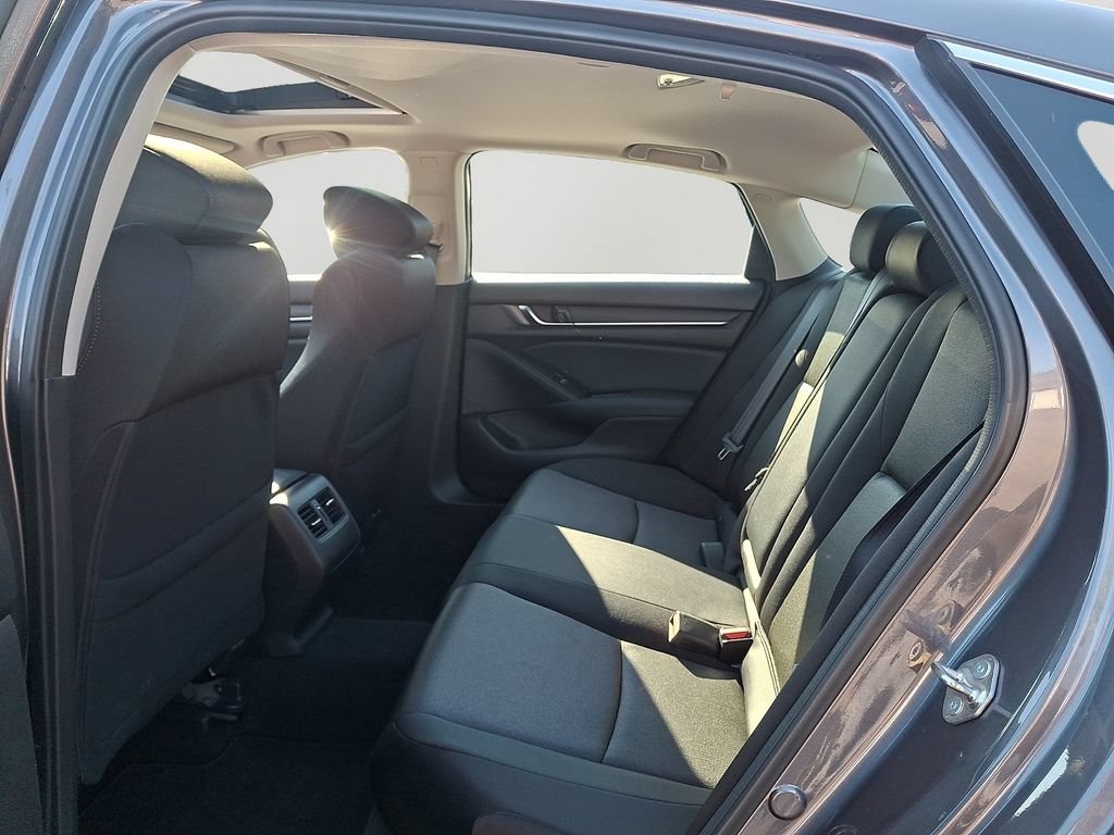 Used 2018 Honda Accord EX image 8