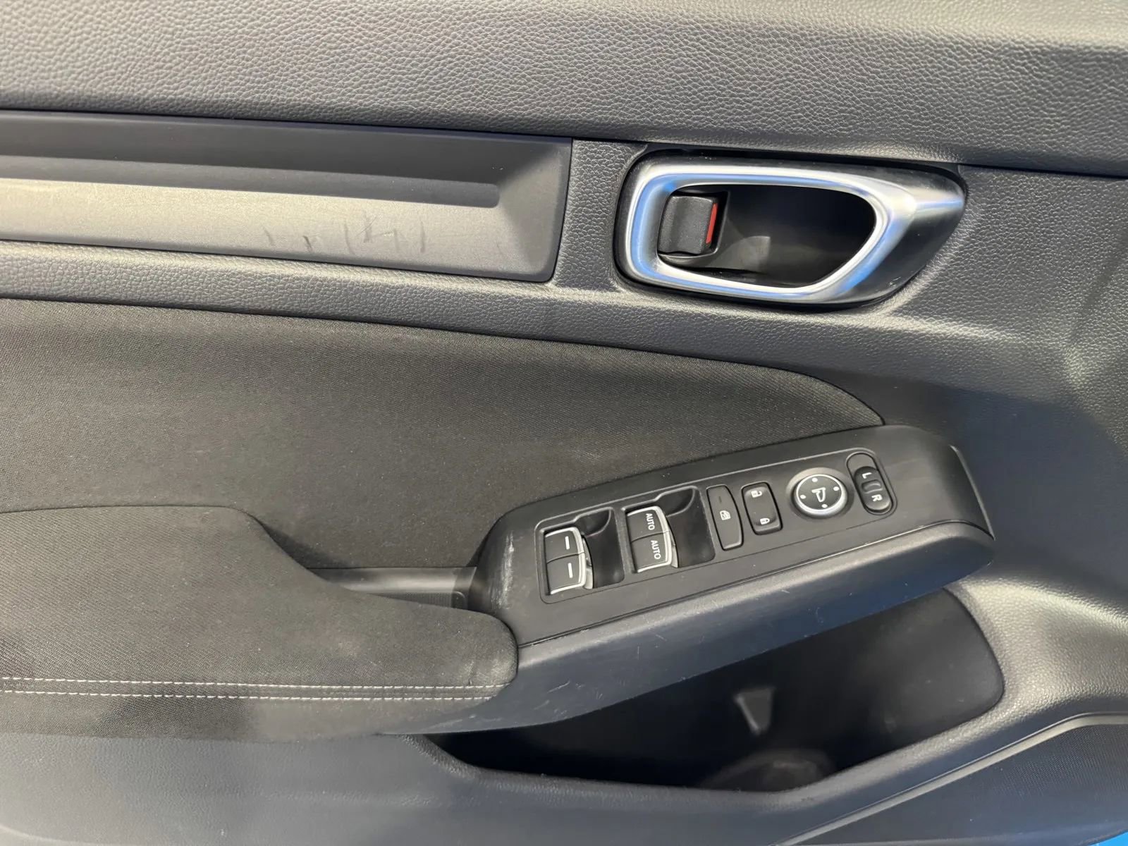 Used 2022 Honda Civic Sport image 13