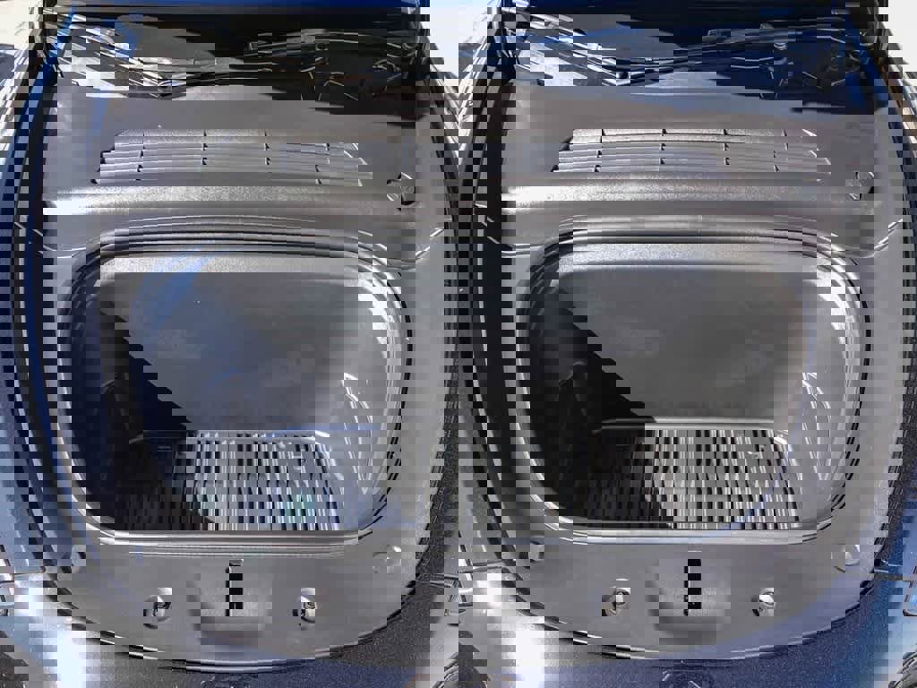 Used 2023 Tesla Model Y Performance image 27