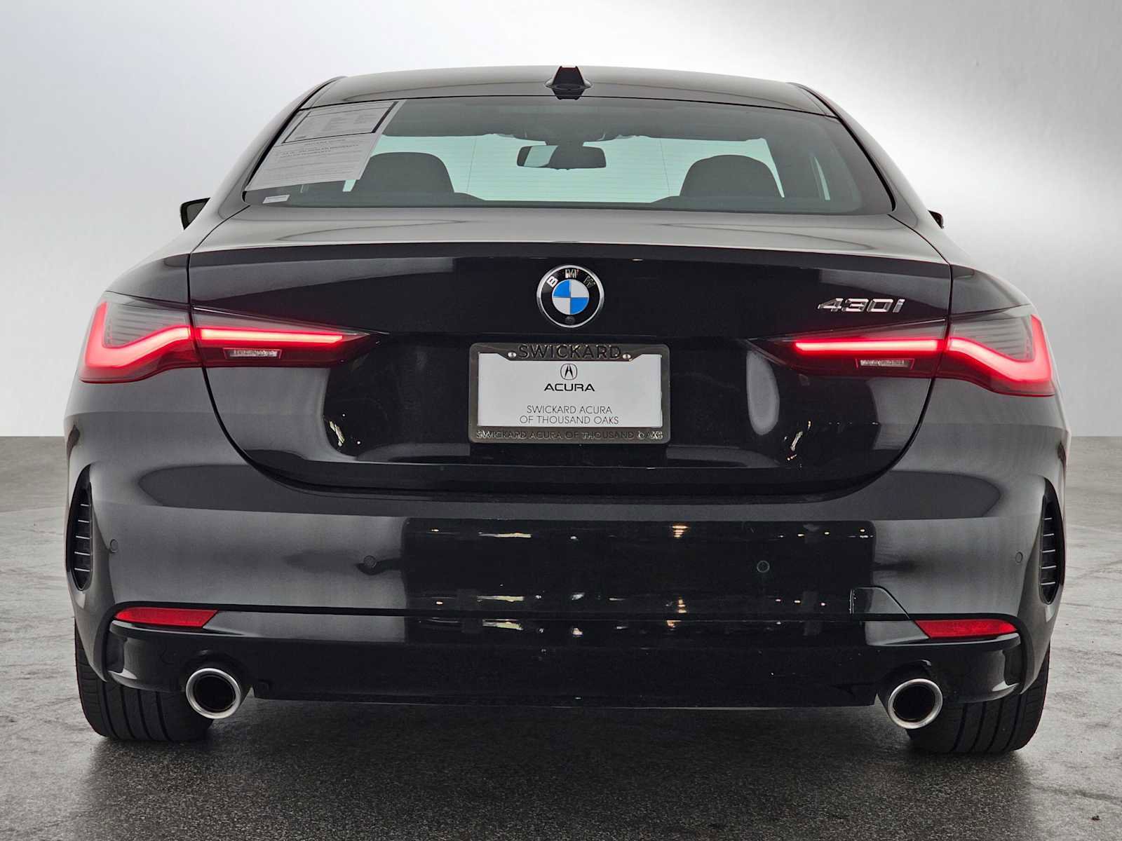 Used 2025 BMW 430i Coupe w/ Premium Package image 4