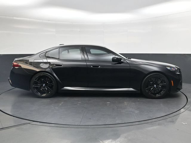 Used 2026 BMW M5 w/ Executive Package AWD/4WD image 3